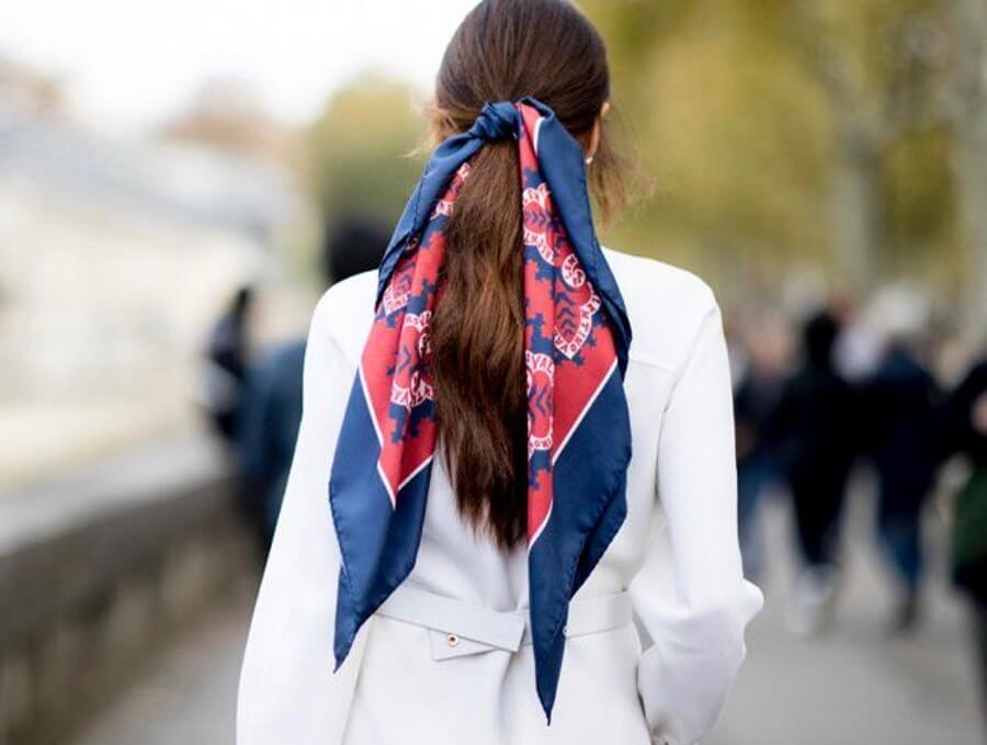 Сезон весна-лето  2019: модные женские шарфы и платки с фото