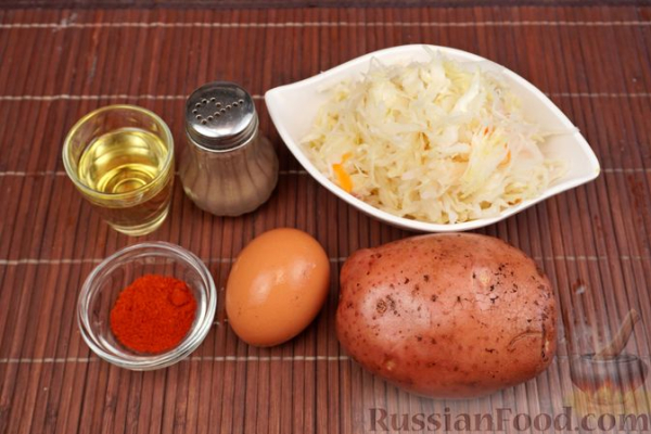 Картофельные оладьи с квашеной капустой